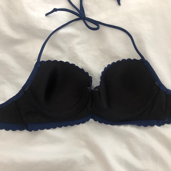 Victoria's Secret- Getaway Halter Navy Blue - Picture 3 of 5